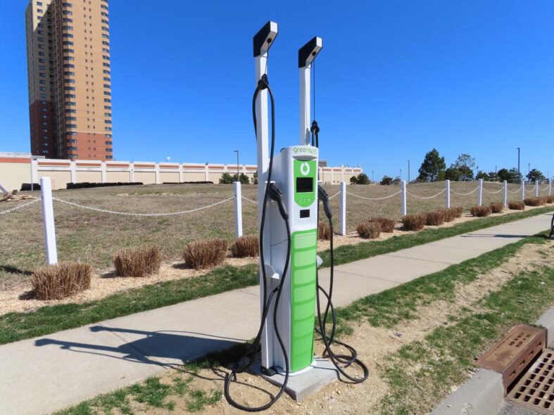 As gas prices rise, towns add electric car charging stations