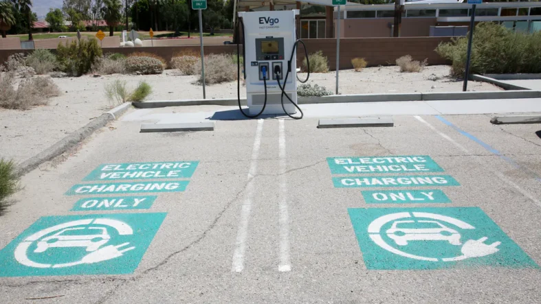 What Construction Contractors Need to Know About EV Infrastructure