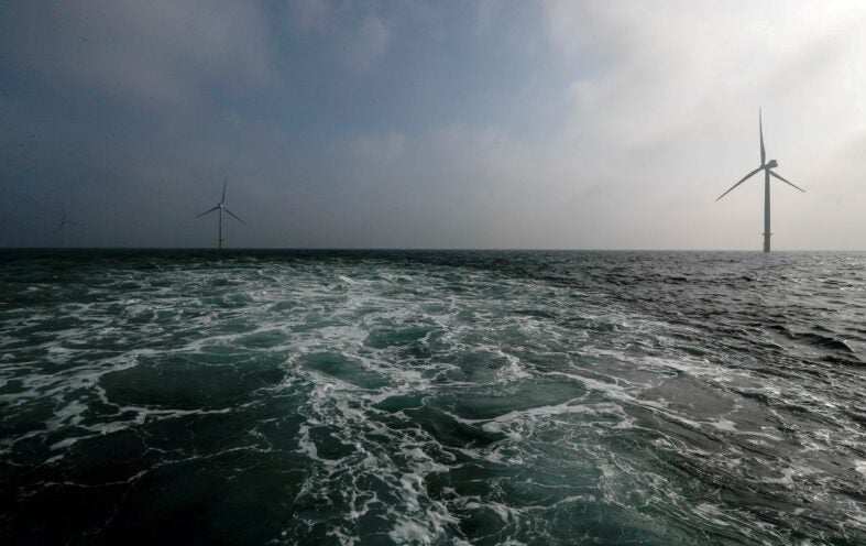 U.S. calls on nations to set bold targets for offshore wind
